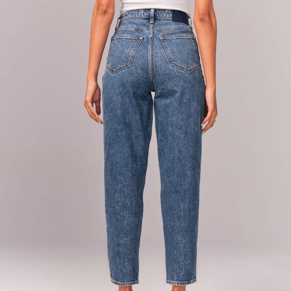 High Rise Mom Jeans - Picture 3 of 8